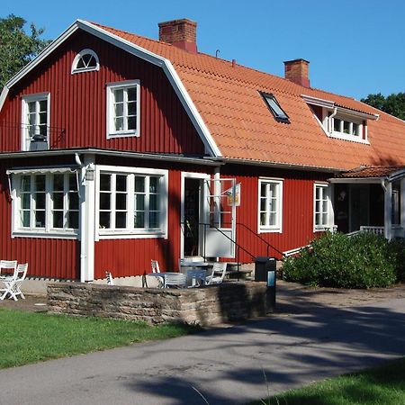 Allégården Kastlösa Hotell Extérieur photo